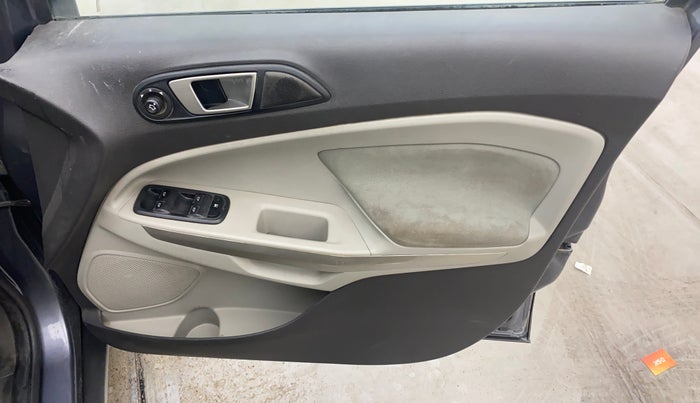 2016 Ford Ecosport TREND+ 1.5L DIESEL, Diesel, Manual, 1,13,977 km, Driver Side Door Panels Control