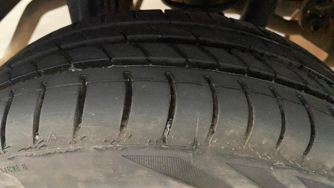 2019 Maruti Alto 800 LXI, Petrol, Manual, 69,146 km, Right Rear Tyre Tread