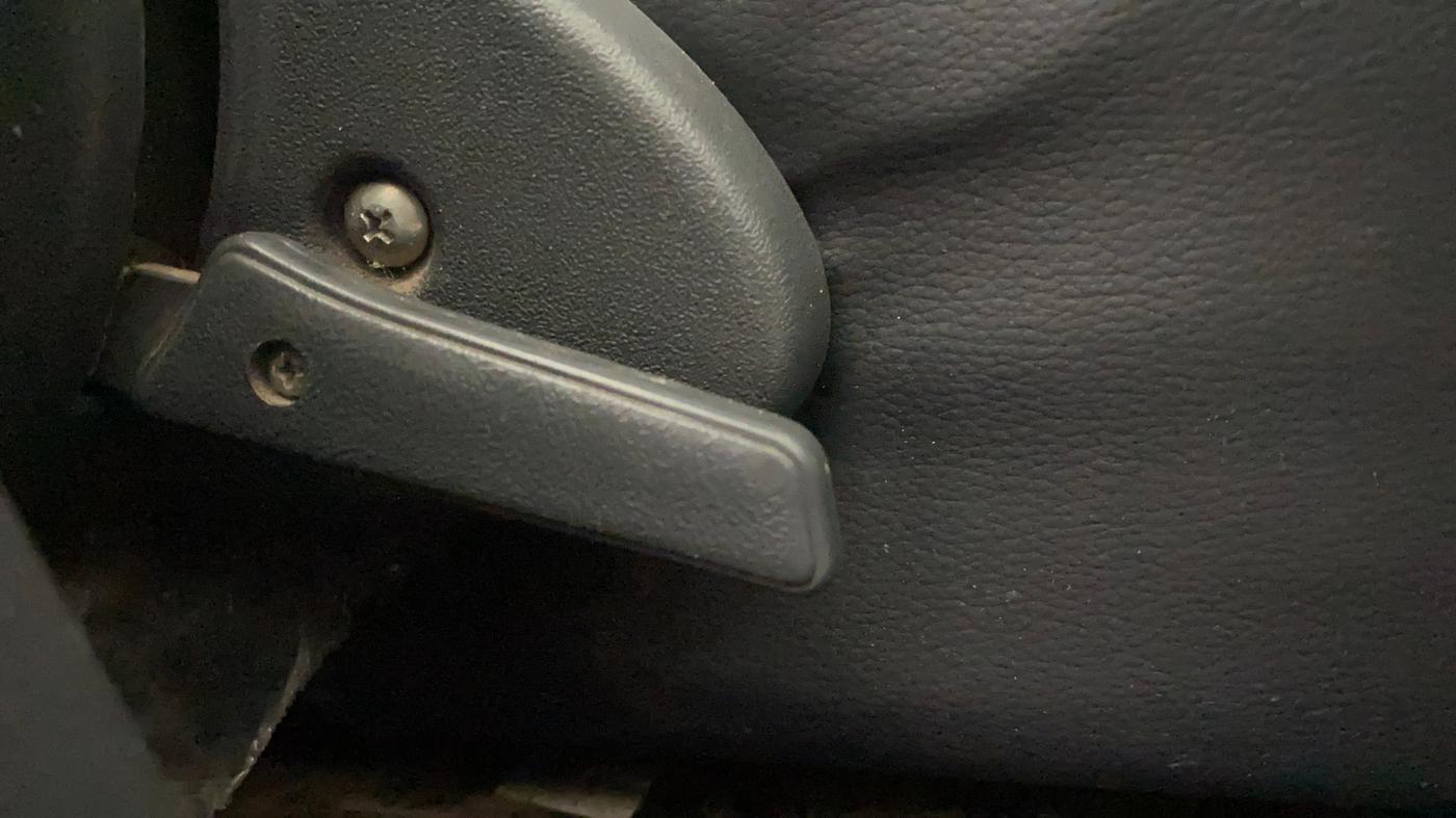 2019 Maruti Alto 800 LXI, Petrol, Manual, 69,146 km, Driver Side Adjustment Panel