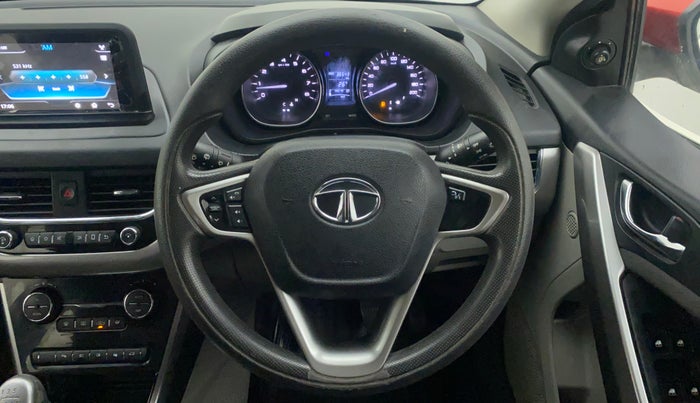 2017 Tata NEXON XZ PLUS PETROL DUAL TONE, Petrol, Manual, 36,543 km, Steering Wheel Close Up