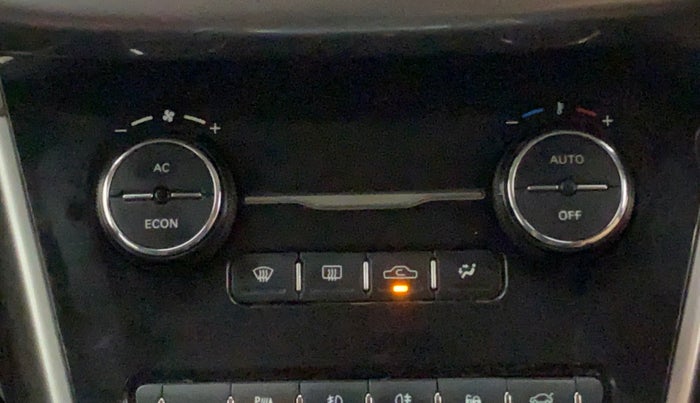 2017 Tata NEXON XZ PLUS PETROL DUAL TONE, Petrol, Manual, 36,543 km, Automatic Climate Control
