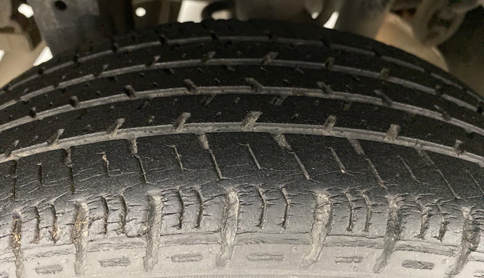 2011 Maruti Alto K10 VXI, Petrol, Manual, 58,552 km, Right Rear Tyre Tread