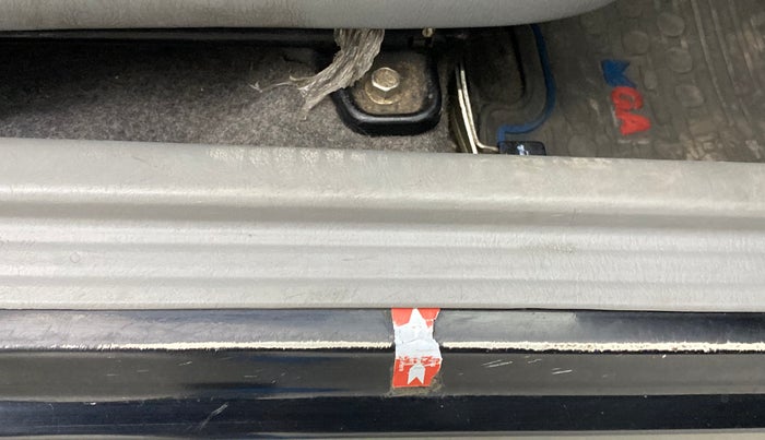 2011 Maruti Alto K10 VXI, Petrol, Manual, 58,552 km, Right running board - Minor scratches