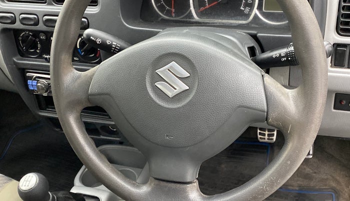 2011 Maruti Alto K10 VXI, Petrol, Manual, 58,552 km, Steering wheel - Horn pad has minor damage