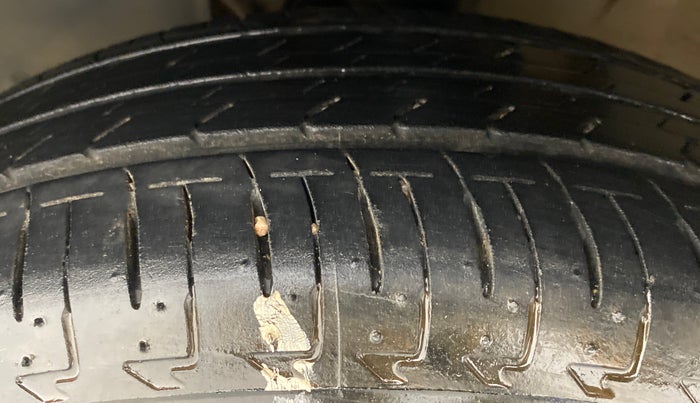 2021 Maruti IGNIS ALPHA 1.2 K12, Petrol, Manual, 31,530 km, Left Front Tyre Tread