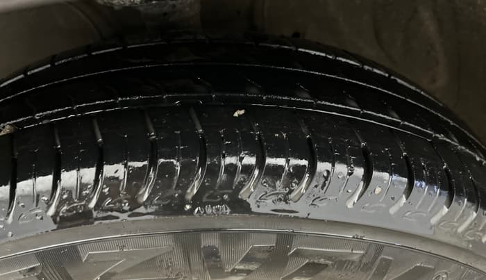 2020 Maruti S PRESSO VXI PLUS AMT, Petrol, Automatic, 17,977 km, Left Front Tyre Tread