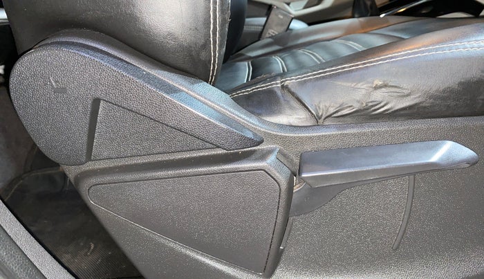 2017 Ford Ecosport TITANIUM 1.5L PETROL, Petrol, Manual, 82,186 km, Driver Side Adjustment Panel