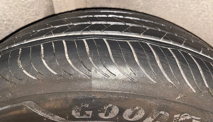 2017 Ford Ecosport TITANIUM 1.5L PETROL, Petrol, Manual, 82,186 km, Right Rear Tyre Tread