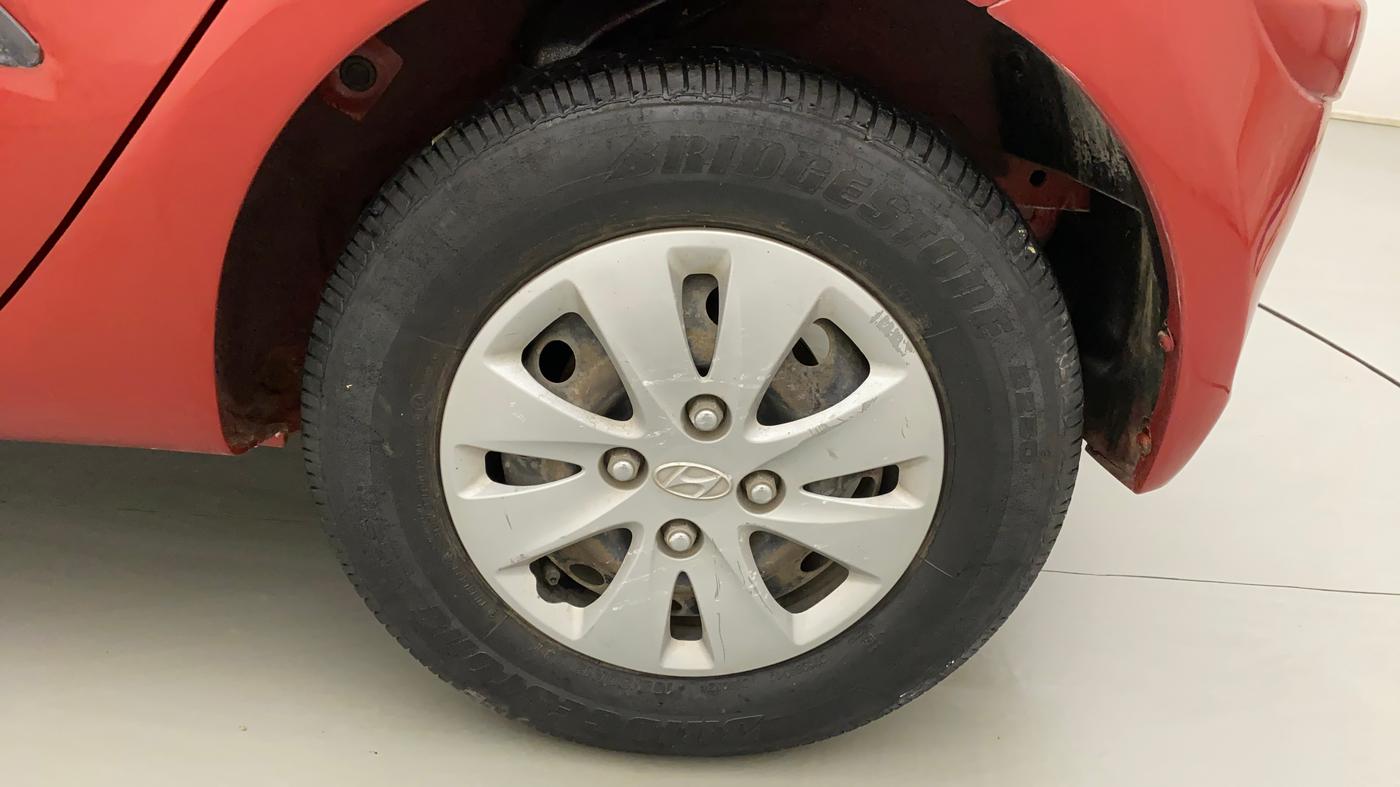 2012 Hyundai i10 MAGNA 1.2, Petrol, Manual, 30,627 km, Left Rear Wheel