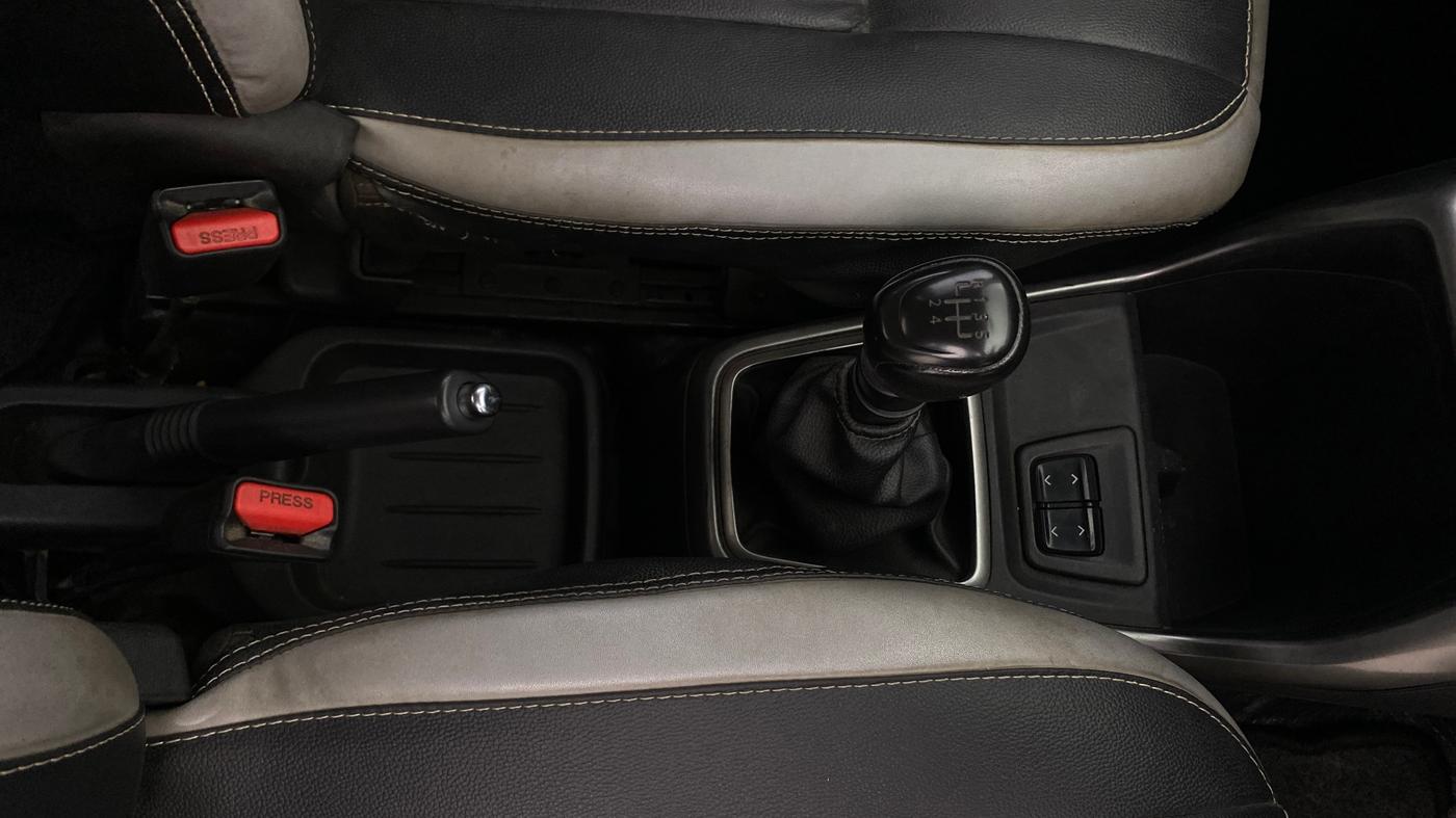 2020 Datsun Redi Go T(O) 1.0, Petrol, Manual, 58,153 km, Gear Lever