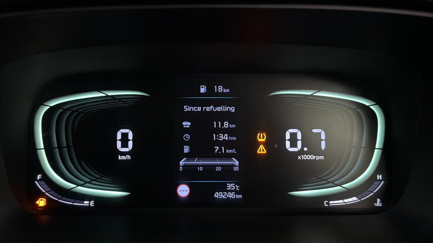 2022 KIA CARENS LUXURY 1.5 DIESEL 7 STR, Diesel, Manual, 49,246 km, Odometer Image