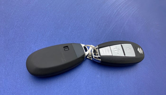 2018 Maruti Baleno ZETA CVT PETROL 1.2, Petrol, Automatic, 24,422 km, Key Close Up