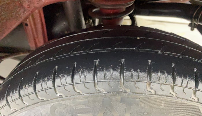 2016 Maruti Alto 800 LXI, Petrol, Manual, 31,539 km, Left Rear Tyre Tread