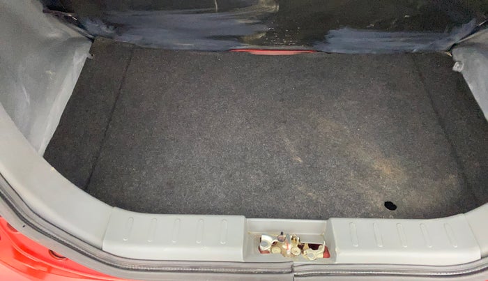 2016 Maruti Alto 800 LXI, Petrol, Manual, 31,539 km, Boot Inside
