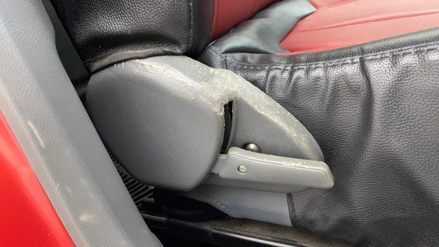 2016 Maruti Alto 800 LXI, Petrol, Manual, 31,539 km, Driver Side Adjustment Panel