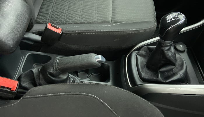 2018 Ford Ecosport 1.5 TITANIUM TI VCT, Petrol, Manual, 26,176 km, Gear Lever
