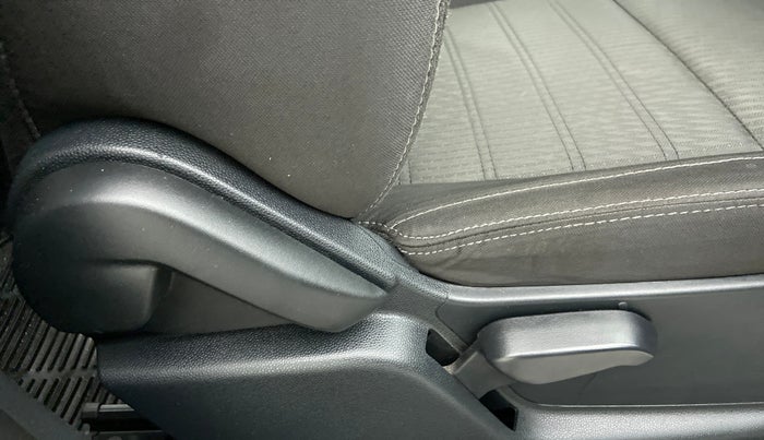 2018 Ford Ecosport 1.5 TITANIUM TI VCT, Petrol, Manual, 26,176 km, Driver Side Adjustment Panel