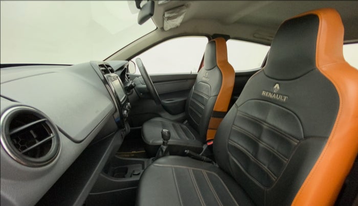 2016 Renault Kwid RXT 0.8 (O), Petrol, Manual, 55,020 km, Right Side Front Door Cabin