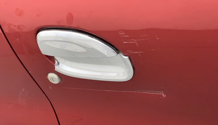 2016 Renault Kwid RXT 0.8 (O), Petrol, Manual, 55,020 km, Driver-side door - Slightly dented