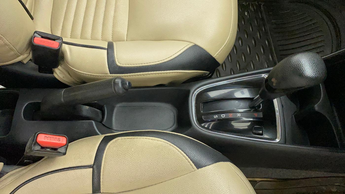 2019 Honda Amaze 1.2L I-VTEC VX CVT, Petrol, Automatic, 53,409 km, Gear Lever