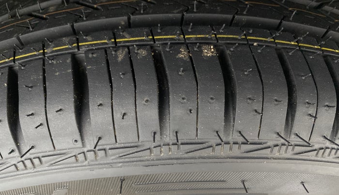 2019 Maruti Alto K10 VXI, Petrol, Manual, 29,120 km, Left Rear Tyre Tread