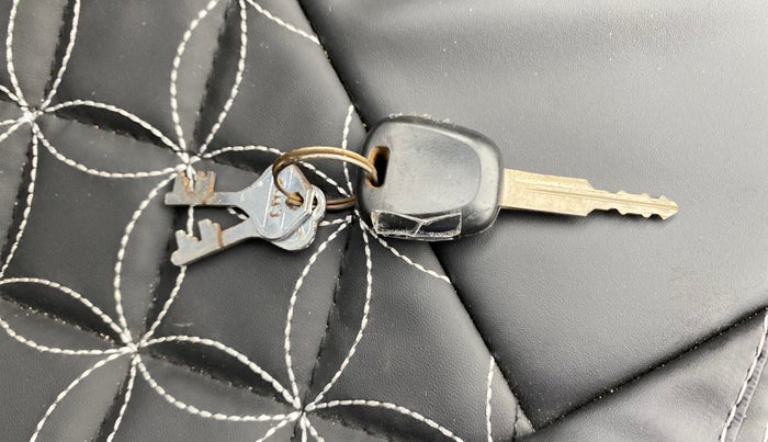 2019 Maruti Alto K10 VXI, Petrol, Manual, 29,120 km, Key Close Up