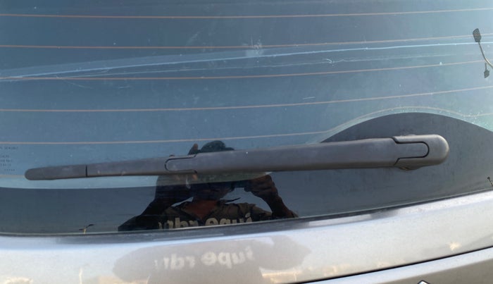 2015 Maruti S Cross ZETA 1.3, Diesel, Manual, 1,06,061 km, Rear Wiper