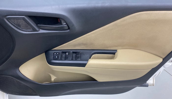 2014 Honda City SV MT PETROL, Petrol, Manual, 82,751 km, Driver Side Door Panels Control