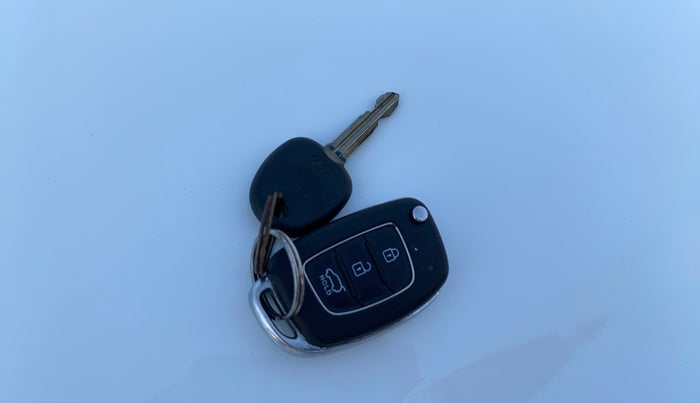 2019 Hyundai Elite i20 MAGNA PLUS 1.2, Petrol, Manual, 38,172 km, Key Close Up