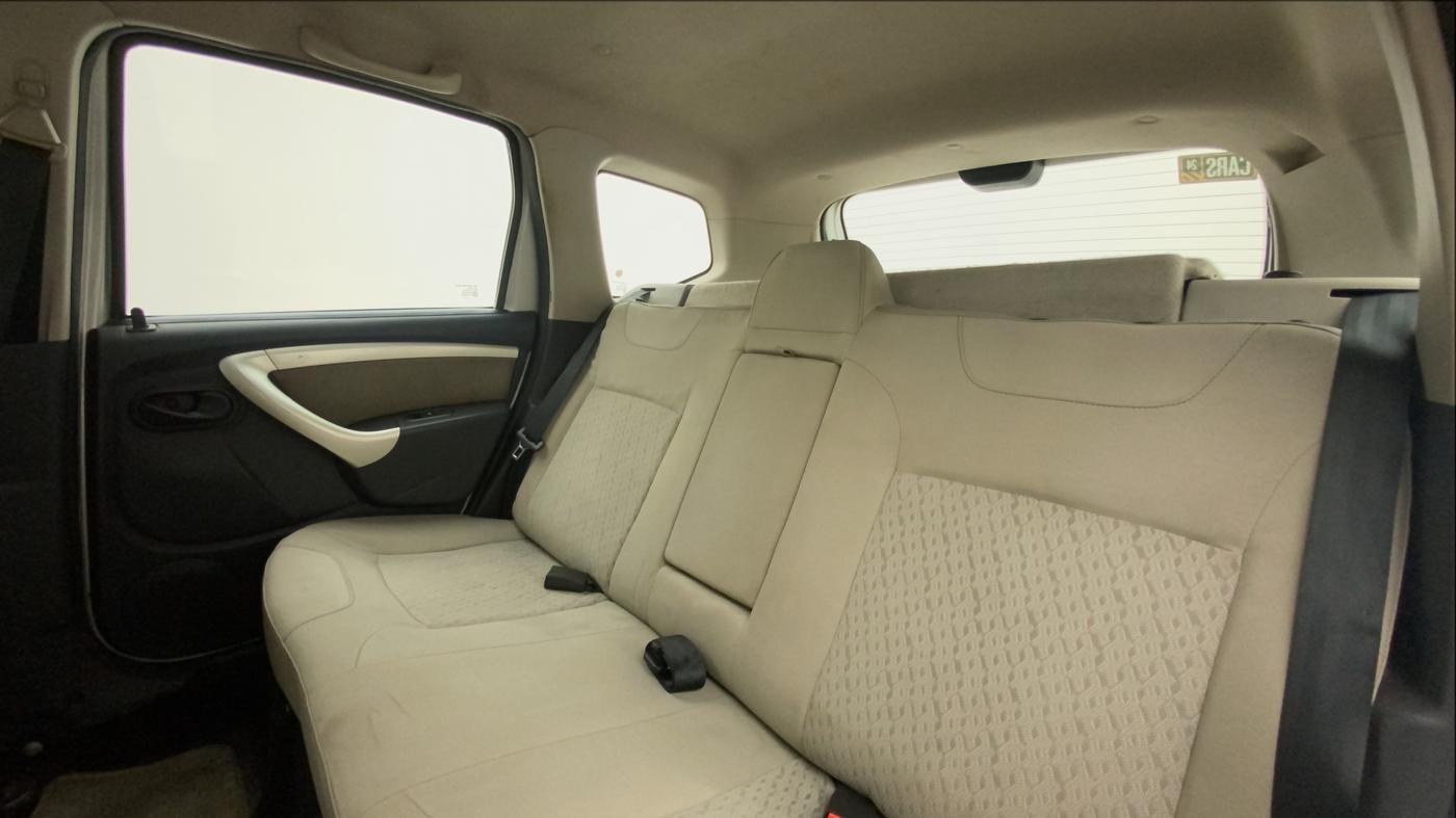 2013 Renault Duster 85 PS RXL DIESEL, Diesel, Manual, 88,309 km, Right Side Rear Door Cabin