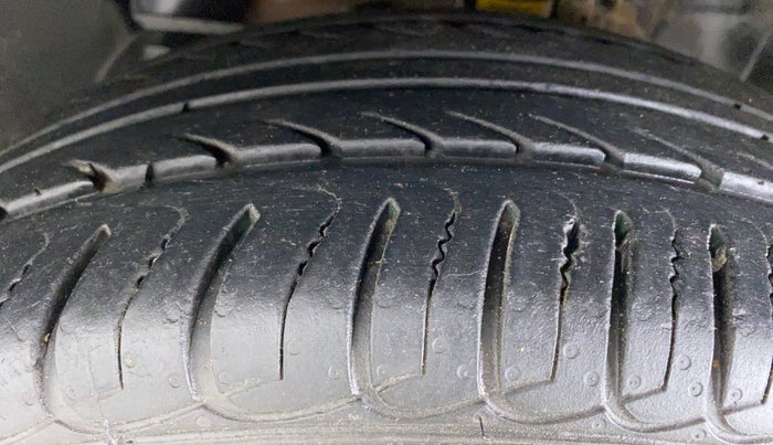 2021 Ford Ecosport 1.5TITANIUM TDCI, Diesel, Manual, 17,190 km, Left Front Tyre Tread