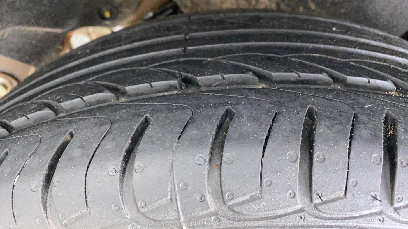 2021 Ford Ecosport 1.5TITANIUM TDCI, Diesel, Manual, 17,190 km, Left Rear Tyre Tread