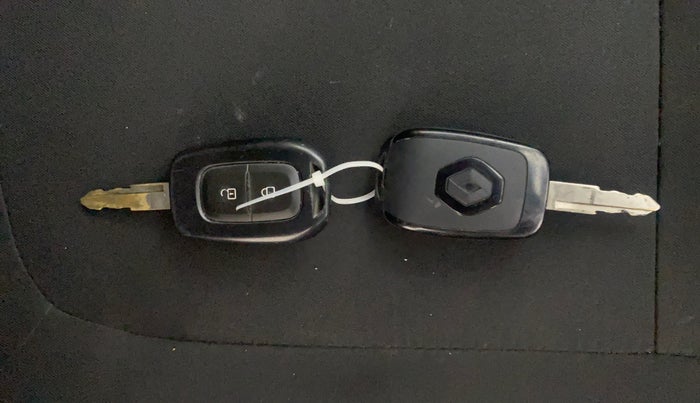 2021 Renault Kwid CLIMBER 1.0 AMT, Petrol, Automatic, 51,026 km, Key Close Up