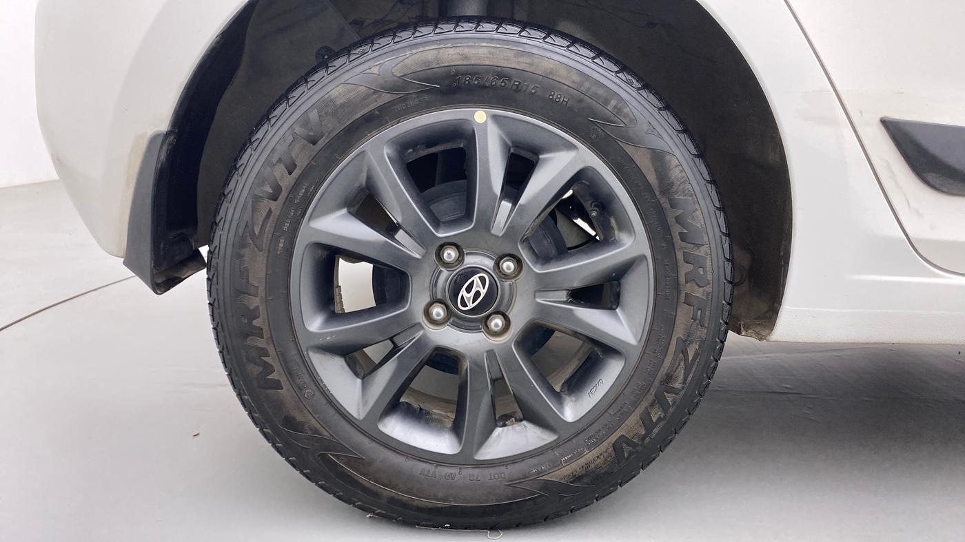 2018 Hyundai Elite i20 ASTA 1.2, Petrol, Manual, 22,876 km, Right Rear Wheel
