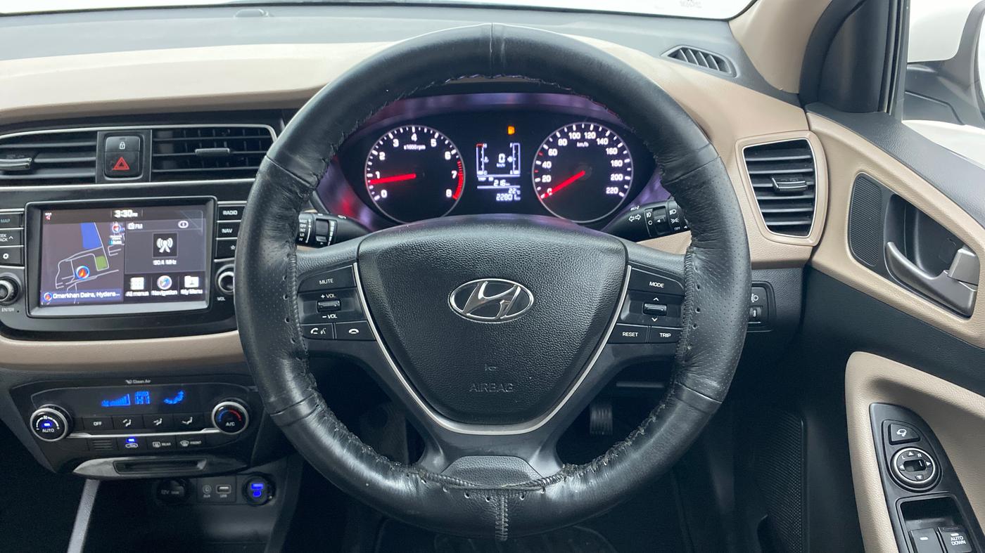 2018 Hyundai Elite i20 ASTA 1.2, Petrol, Manual, 22,876 km, Steering Wheel Close Up