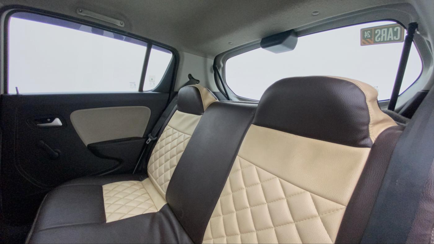2019 Maruti Alto VXI, Petrol, Manual, 60,383 km, Right Side Rear Door Cabin