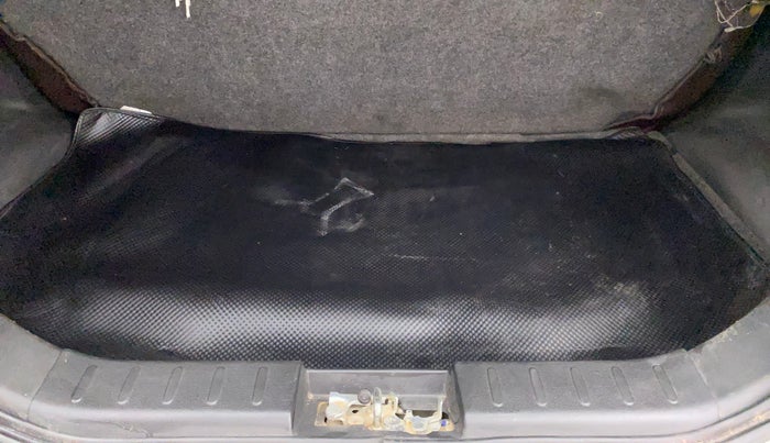 2019 Maruti Alto VXI, Petrol, Manual, 60,383 km, Boot Inside