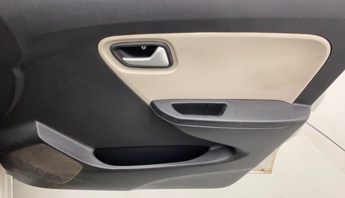 2019 Maruti Alto VXI, Petrol, Manual, 60,383 km, Driver Side Door Panels Control
