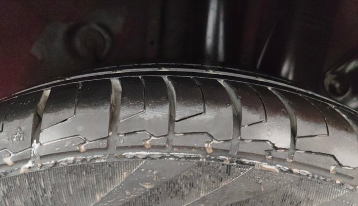 2015 Hyundai Elite i20 ASTA 1.2, Petrol, Manual, 55,920 km, Left Rear Tyre Tread
