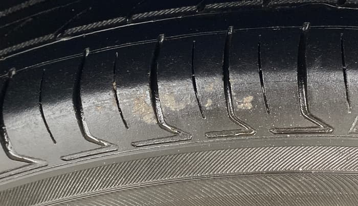 2017 Hyundai Grand i10 SPORTZ (O) AT 1.2 KAPPA VTVT, Petrol, Automatic, 83,522 km, Left Rear Tyre Tread