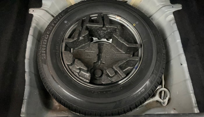 2020 Tata ALTROZ XZ PETROL, Petrol, Manual, 52,416 km, Spare Tyre