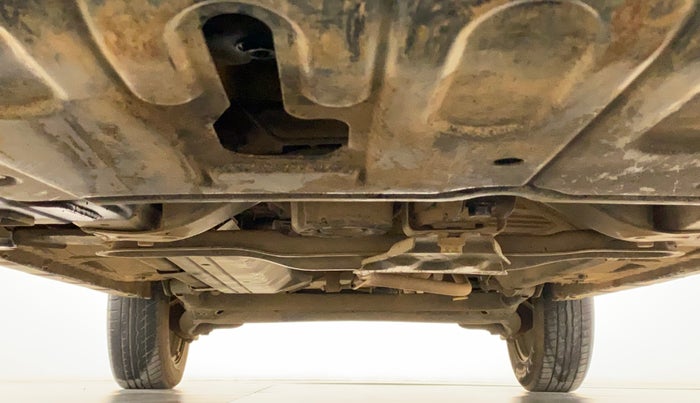 2014 Renault Duster 85 PS RXE DIESEL, Diesel, Manual, 1,10,144 km, Front Underbody