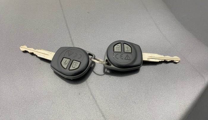 2018 Maruti Baleno DELTA PETROL 1.2, Petrol, Manual, 54,407 km, Key Close Up