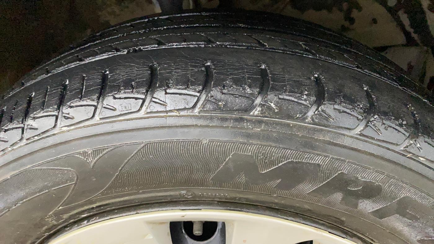 2018 Maruti Baleno DELTA PETROL 1.2, Petrol, Manual, 54,407 km, Right Front Tyre Tread