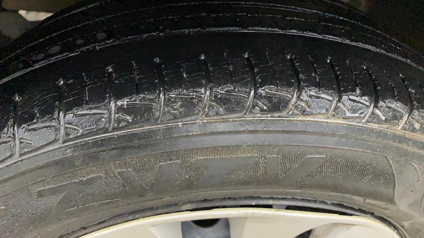 2018 Maruti Baleno DELTA PETROL 1.2, Petrol, Manual, 54,407 km, Left Front Tyre Tread