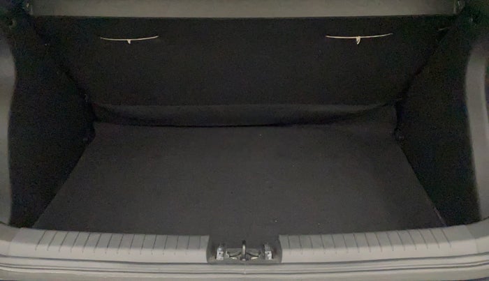 2020 Hyundai Elite i20 SPORTZ PLUS 1.2, Petrol, Manual, 9,411 km, Boot Inside