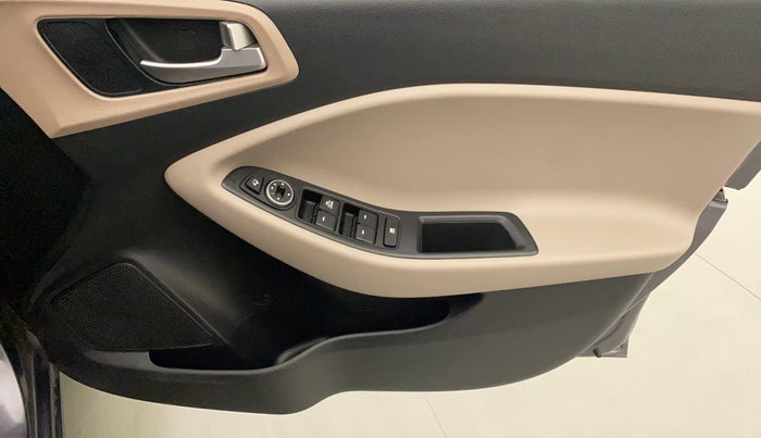 2020 Hyundai Elite i20 SPORTZ PLUS 1.2, Petrol, Manual, 9,411 km, Driver Side Door Panels Control