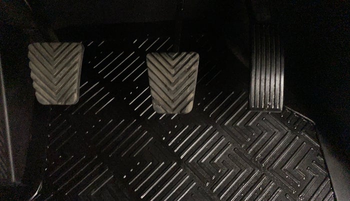 2020 Hyundai Elite i20 SPORTZ PLUS 1.2, Petrol, Manual, 9,411 km, Pedals