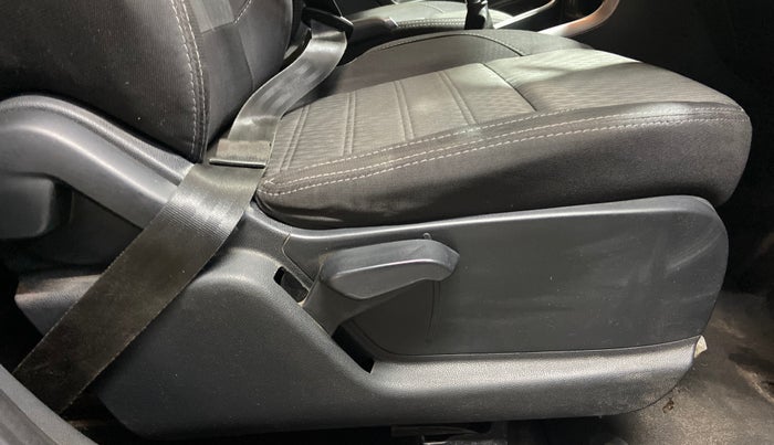 2019 Ford Ecosport TITANIUM 1.5L PETROL, Petrol, Manual, 1,23,326 km, Driver Side Adjustment Panel