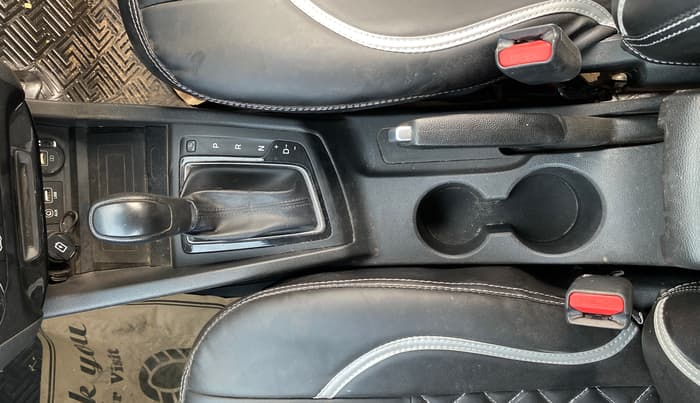 2019 Hyundai Elite i20 SPORTZ PLUS  1.2 CVT, Petrol, Automatic, 67,194 km, Gear Lever